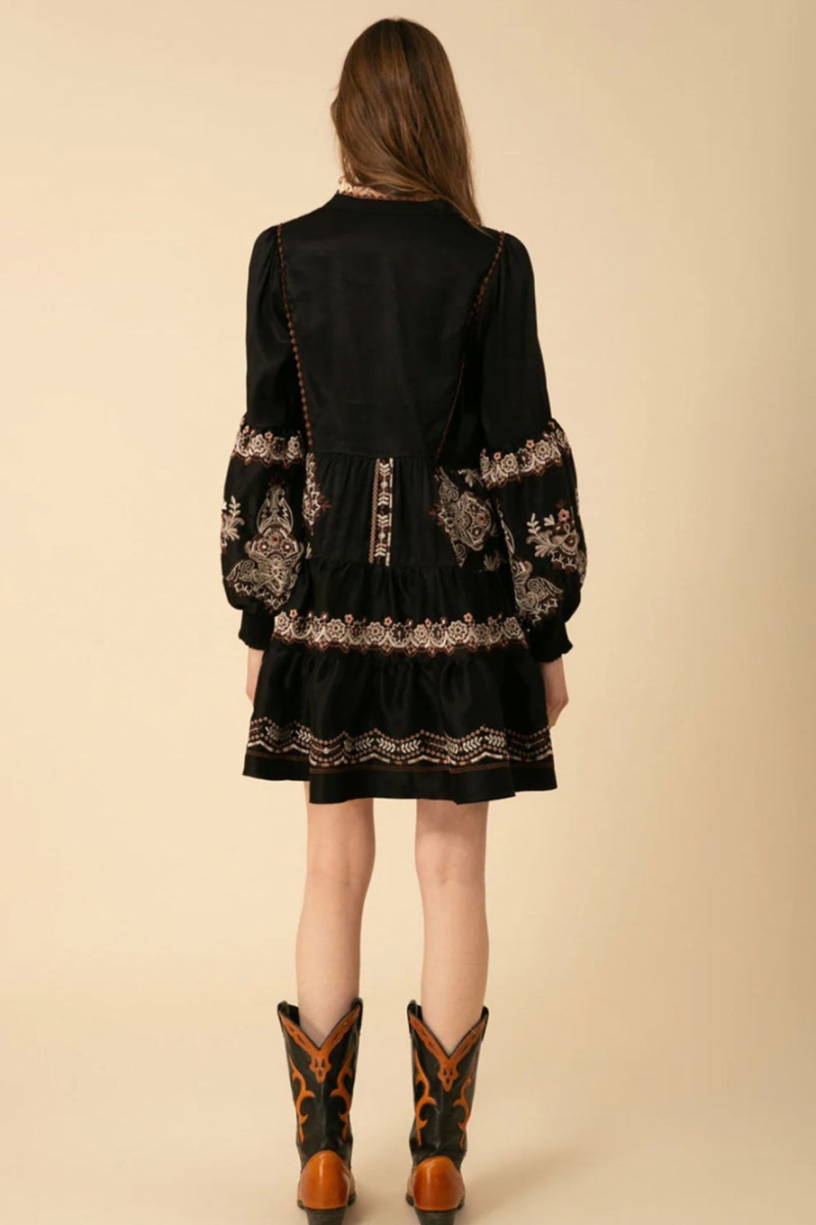 Klaer Hale Bob Festkjoler | Lily Dress With Embroidery Black