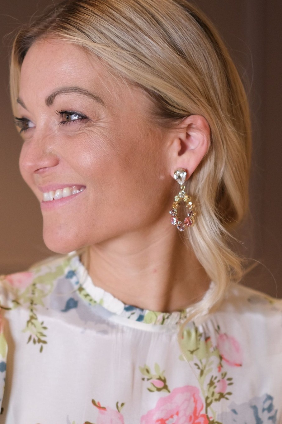 Tilbehor Caroline Svedbom | Delia Earrings Gold Pastel Rainbow Combo