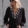 Klaer Hale Bob Bluser | Leonie Top With Embrodery Black