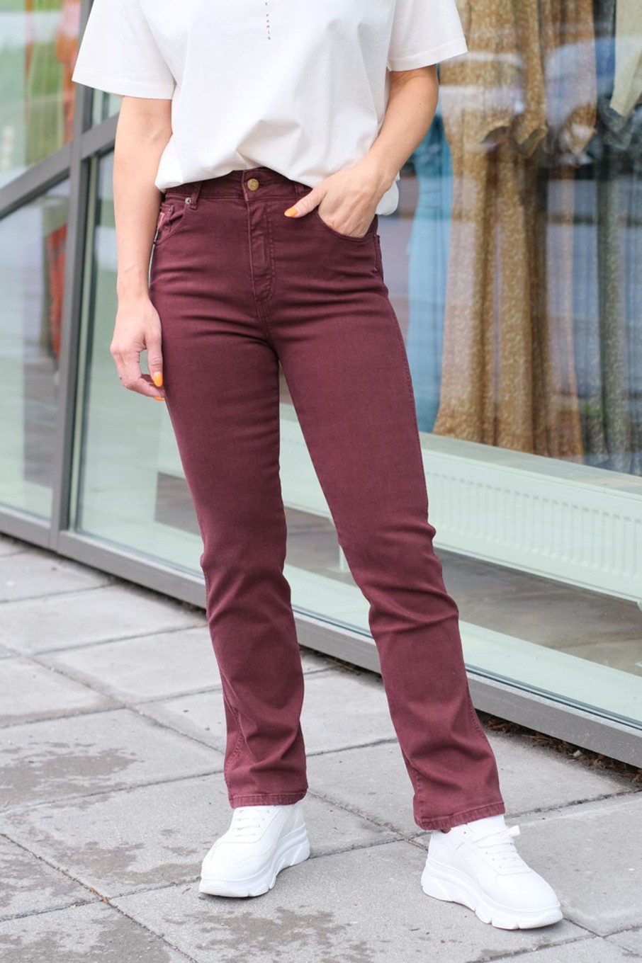 Klaer Lois Jeans | Malena Megalia Shot Port