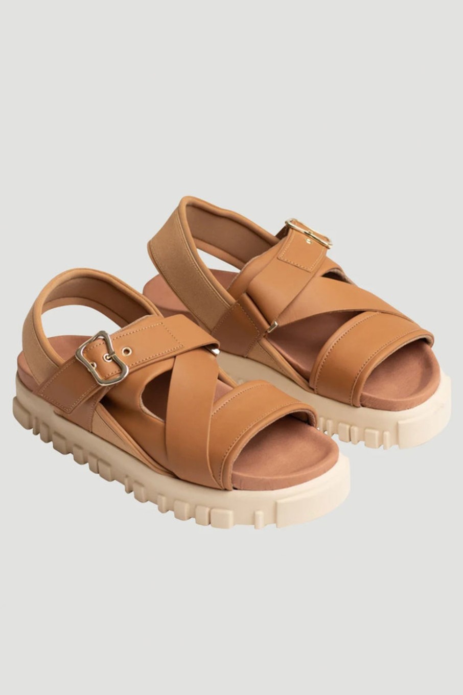 Sko Holzweiler | National Sandal Camel